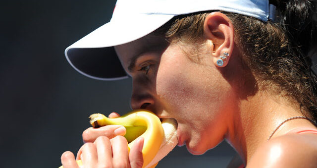 chế độ ăn cho người chơi tennis