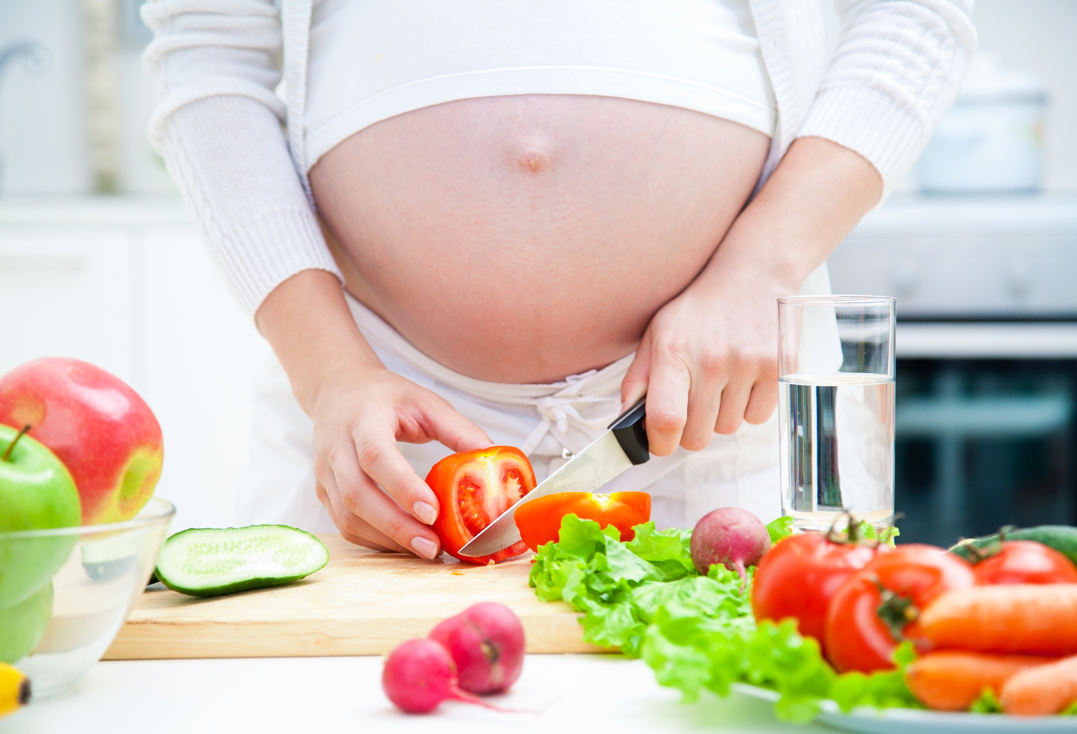 Mẹ bầu cần áp dụng một chế độ dinh dưỡng khoa học