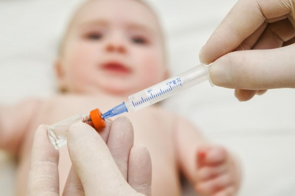tiêm vắc-xin cho trẻ bệnh tiêu chảy