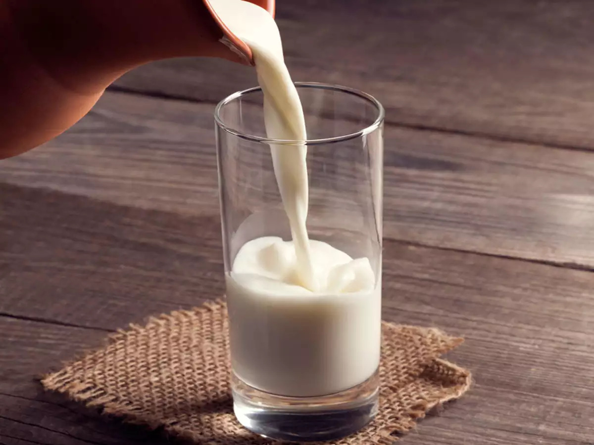 Sữa là thực phẩm giàu canxi, rất nên bổ sung trong quá trình mang thai.