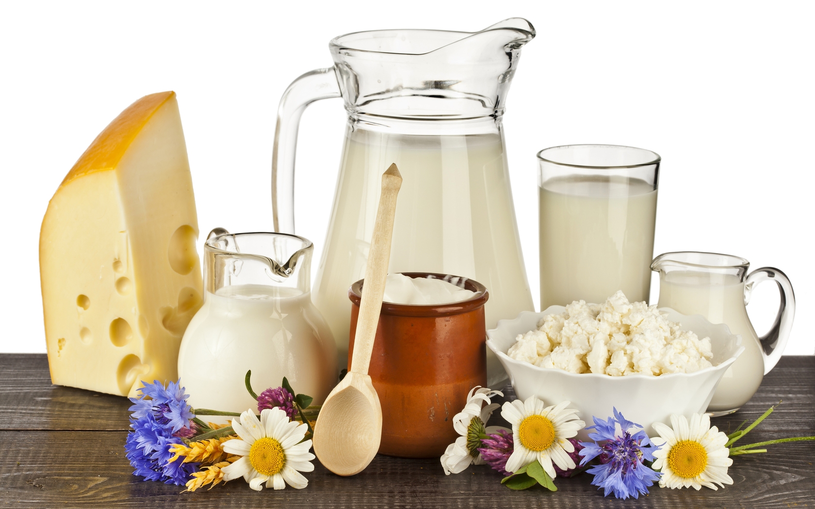 Phô mai và sản phẩm từ sữa là thực phẩm mẹ bầu nên bổ sung