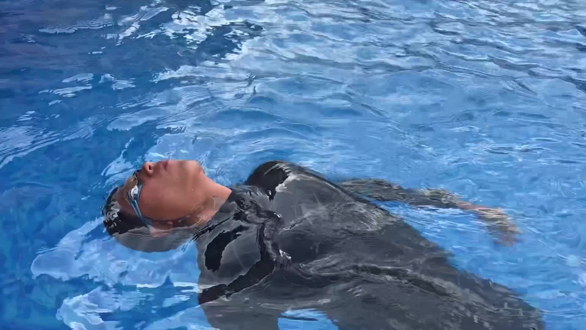 Kỹ thuật thở trong bơi ngửa